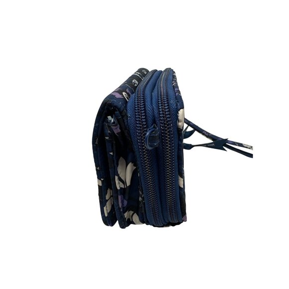 Vera Bradley Ultralight RFID 3-in-1 Crossbody Bag in Fleur Medallion - Picture 6 of 12